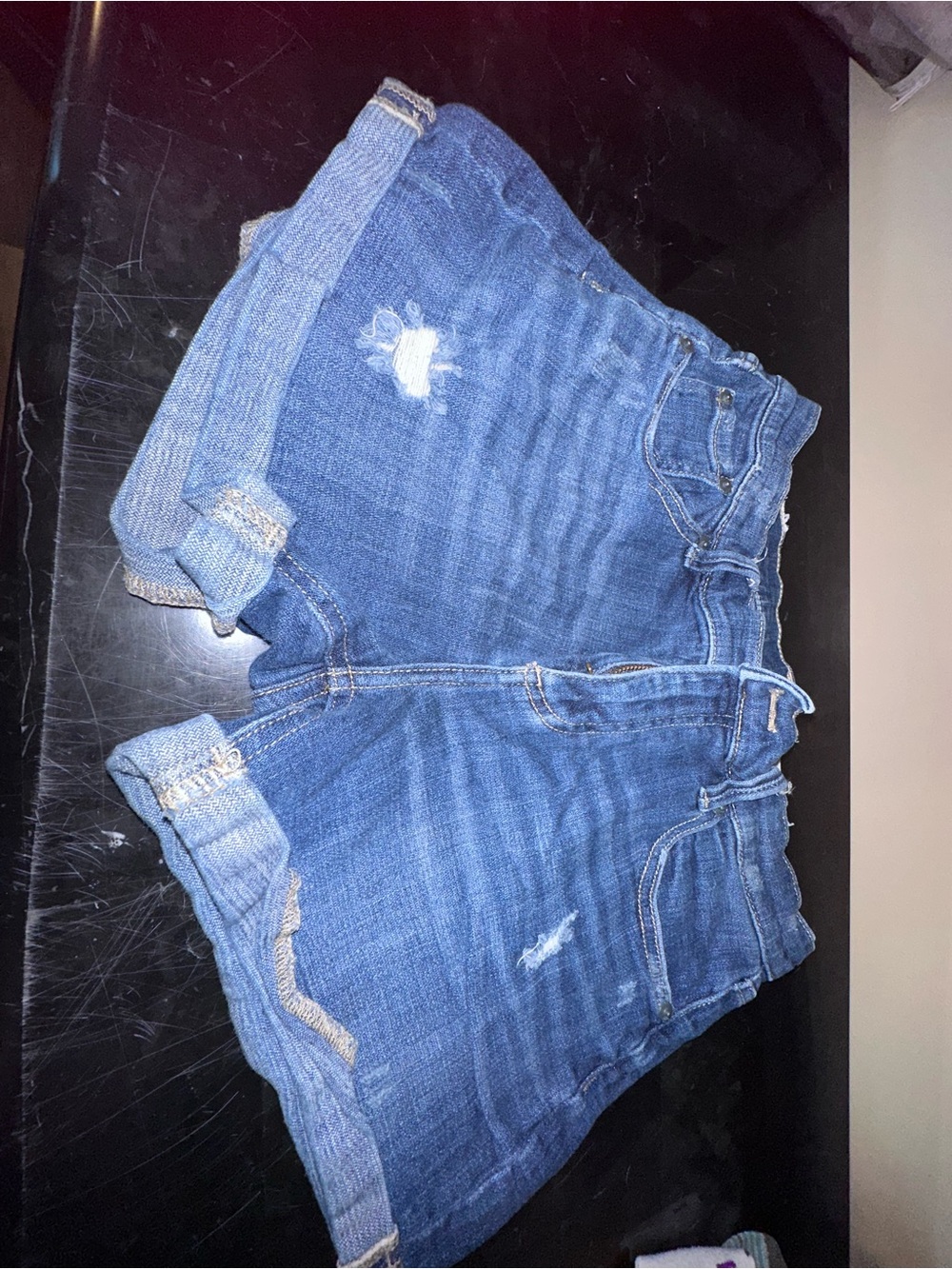 Women’s Blue Denim Rolled-Hem Shorts size 6